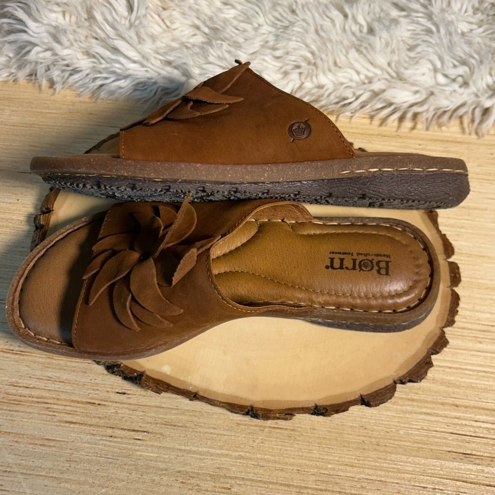 BORN tan maple leaf Monica Cutout Floral Leather Slide On Sandals Size 8 - Picture 5 of 6